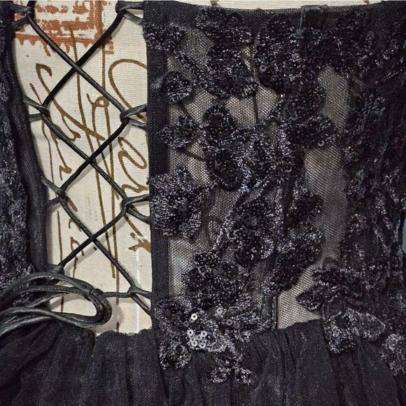 👗Black, beautiful, short formal dress. Corset back. NWOT, Size 0/2 - Picture 12 of 12